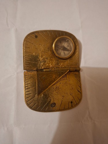 Victorian folding pocket