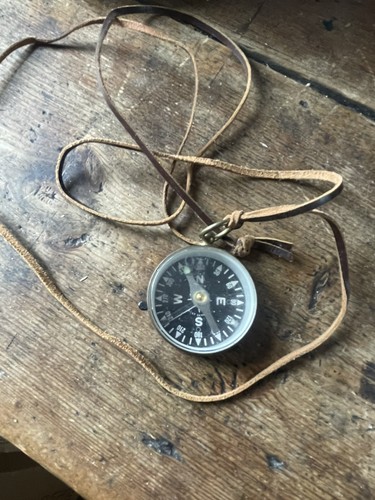 Vtg stesco pocket compass - stesco,